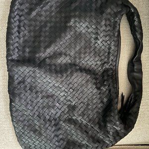 Bottega Veneta Hobo Intrecciato Nappa Medium Black Leather Shoulder Bag